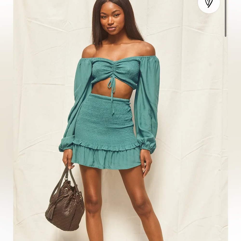 Lulus Teal Smocked Resort-wear Vacation Two-Piece Mini Skirt Set, size XS